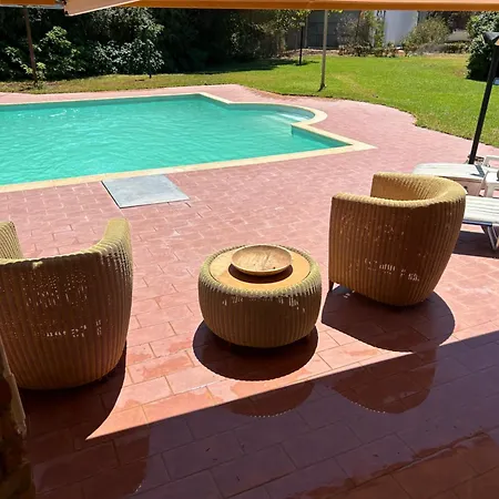 Lejlighed Private Mega Pool And Bbq Kato Diminio